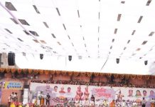 अपनी परंपराओं से जुड़े रहें आदिवासी युवा – रमेन डेका